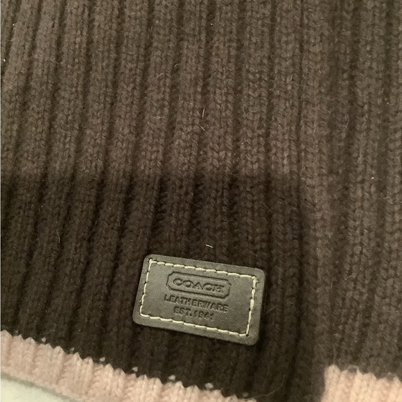 Coach 56” brown / pink scarf. Wool/ Angora, Casmere & Rayon - Picture 3 of 3